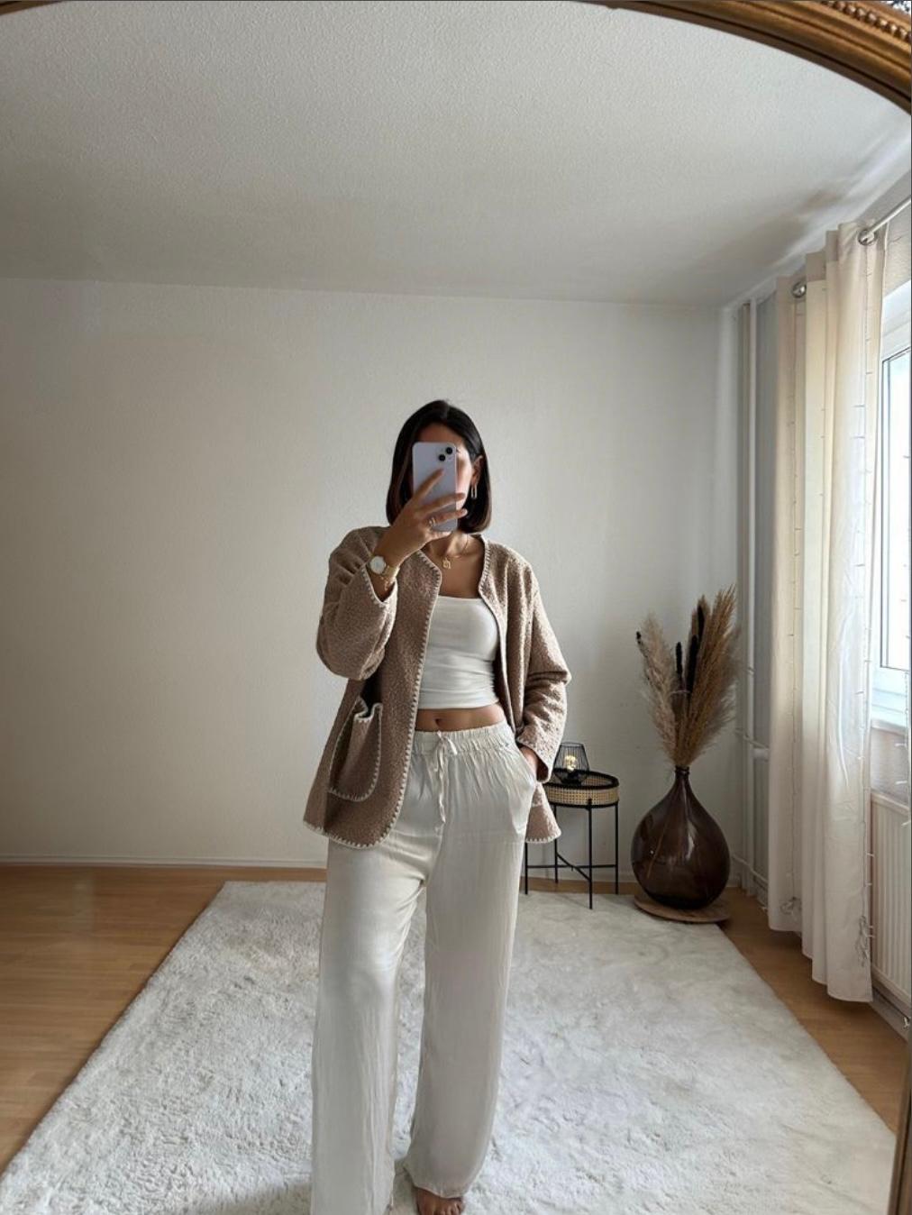 Bouclé-Jacke Chic